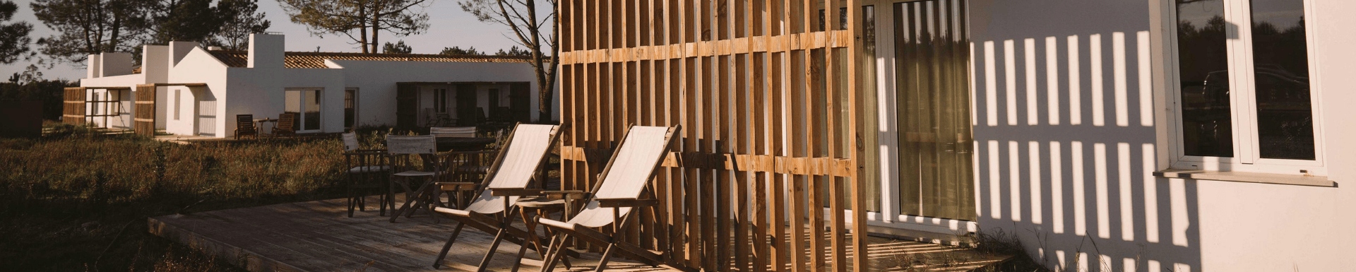 Craveiral Farmhouse stoeltjes op terras